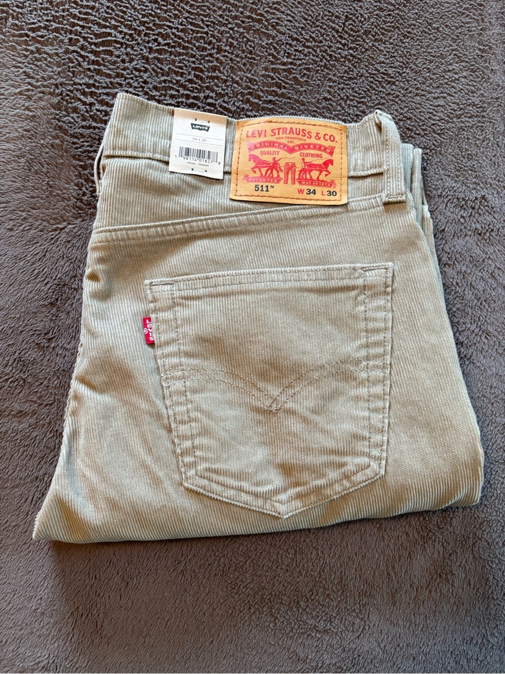 Levi's 511 Slim Straight Corduroy Pants - Light Khaki
Size 34-30
